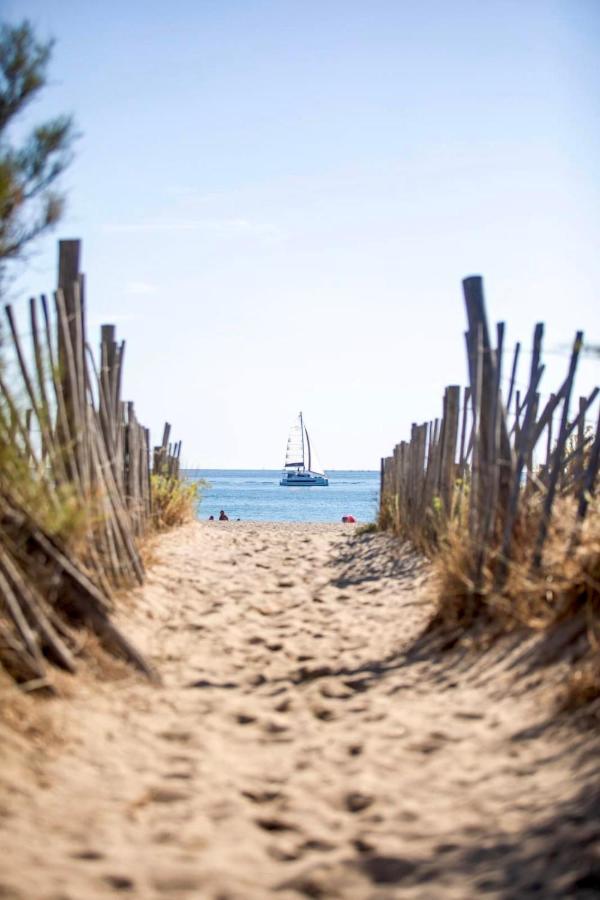 L' Appart Du Golf Saint-Cyprien  Exteriér fotografie